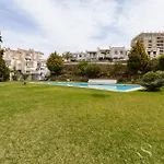 Сasa de vacaciones Beautiful Views Family Townhouse Steps From The