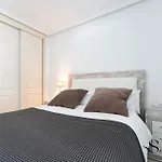 Сasa de vacaciones Beautiful Views Family Townhouse Steps From The Benalmádena