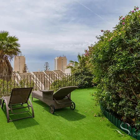 Beautiful Views Family Townhouse Steps From The Benalmádena