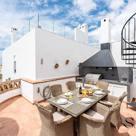 Beautiful Views Family Townhouse Steps From The * Benalmádena