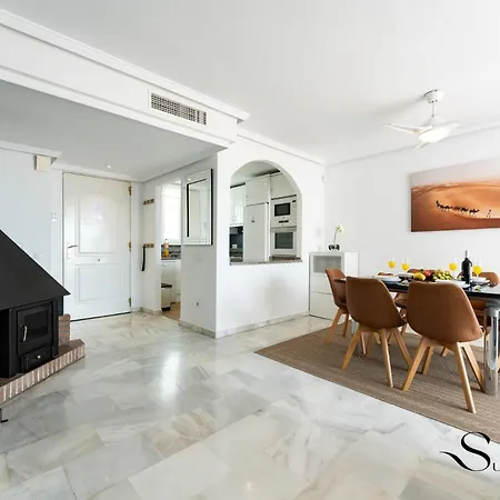 Beautiful Views Family Townhouse Steps From The * Benalmádena